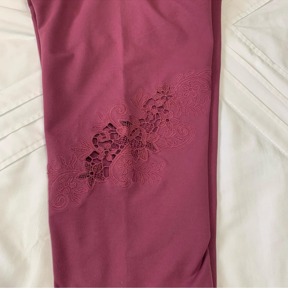 fabletics Rocio Leggings - Picture 6 of 14